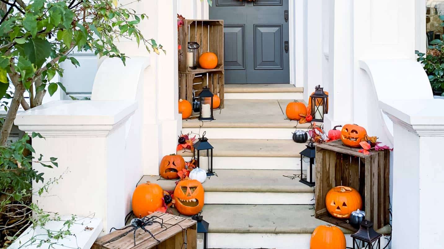 Entryway decoration for halloween Party